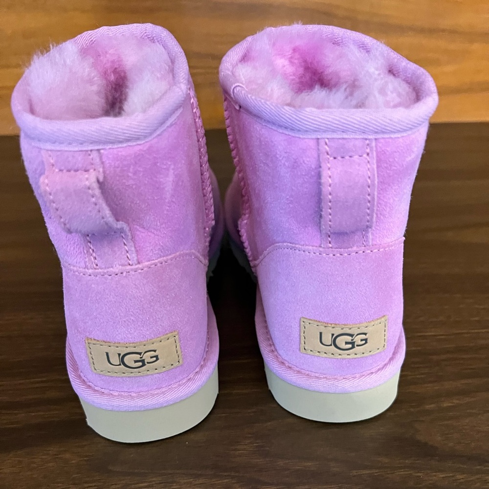 UGG Women’s Classic Mini II Boots